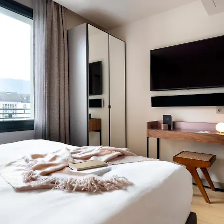 Hebe Hotell 4*