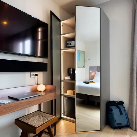 Hebe Hotel 4*